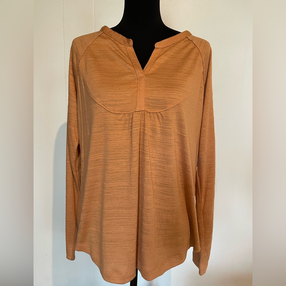 Sonoma women’s top. Lightweight summer top. Size-small. Color-orange.  NWT.